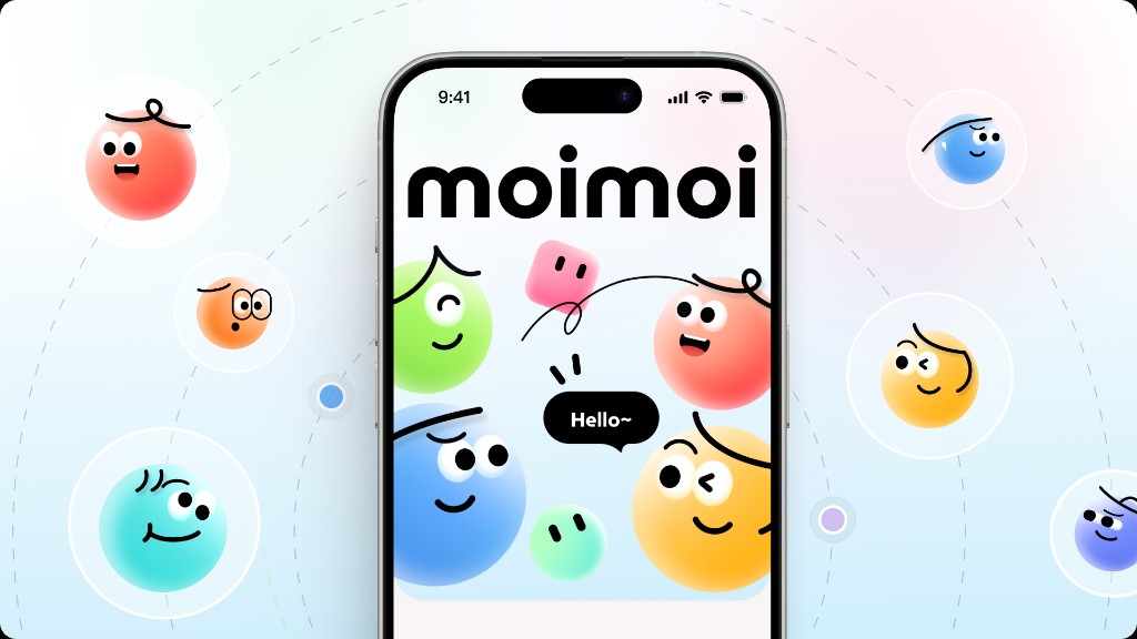 moimoi characters around a phone